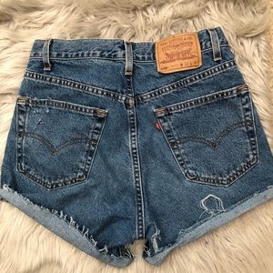 Levi 505 distressed shorts